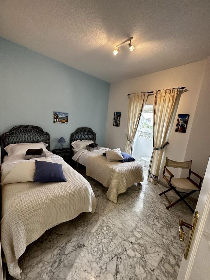 Marbella Real 3 bedroom seaside Rum bild