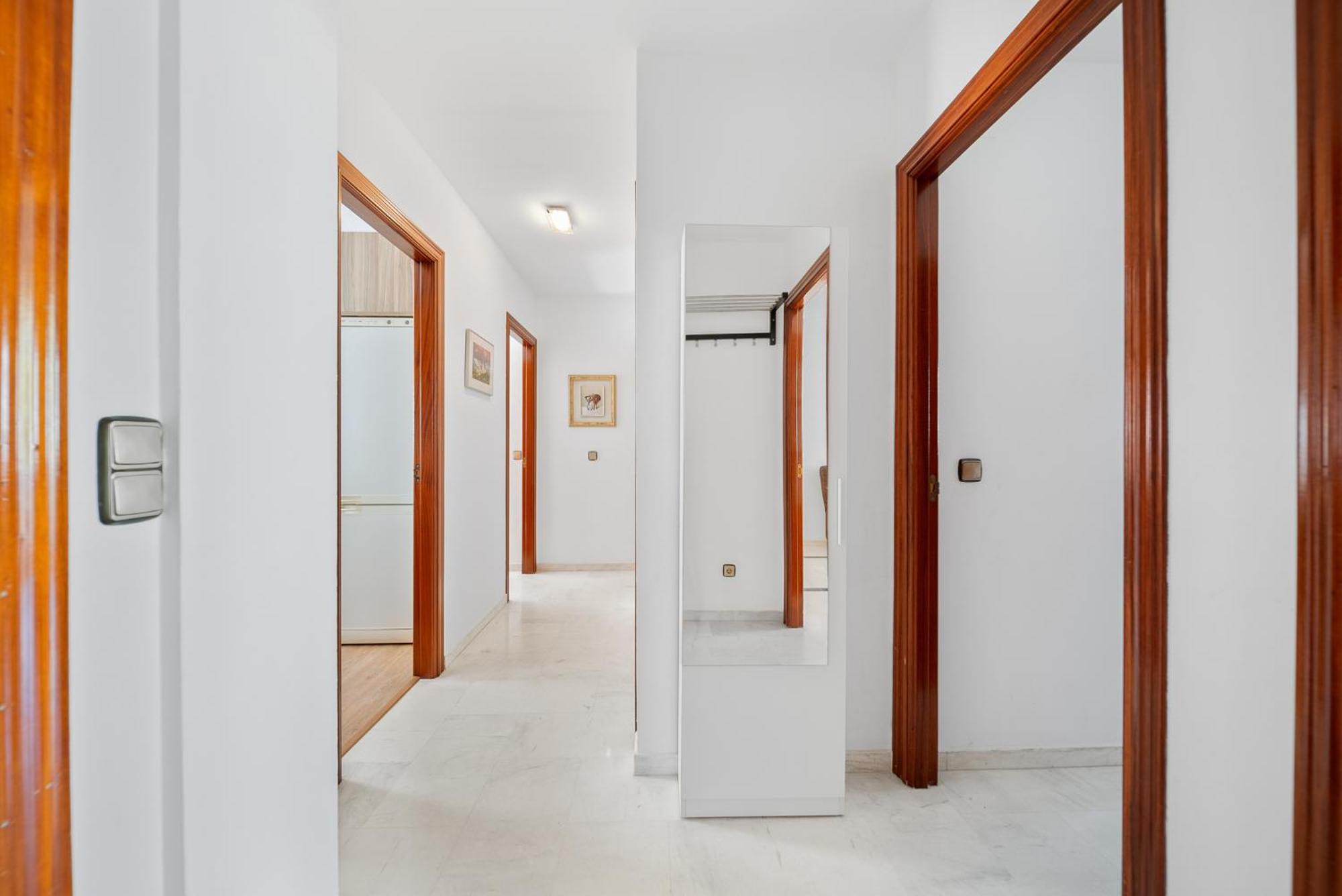 Marbella Real 3 bedroom seaside Rum bild