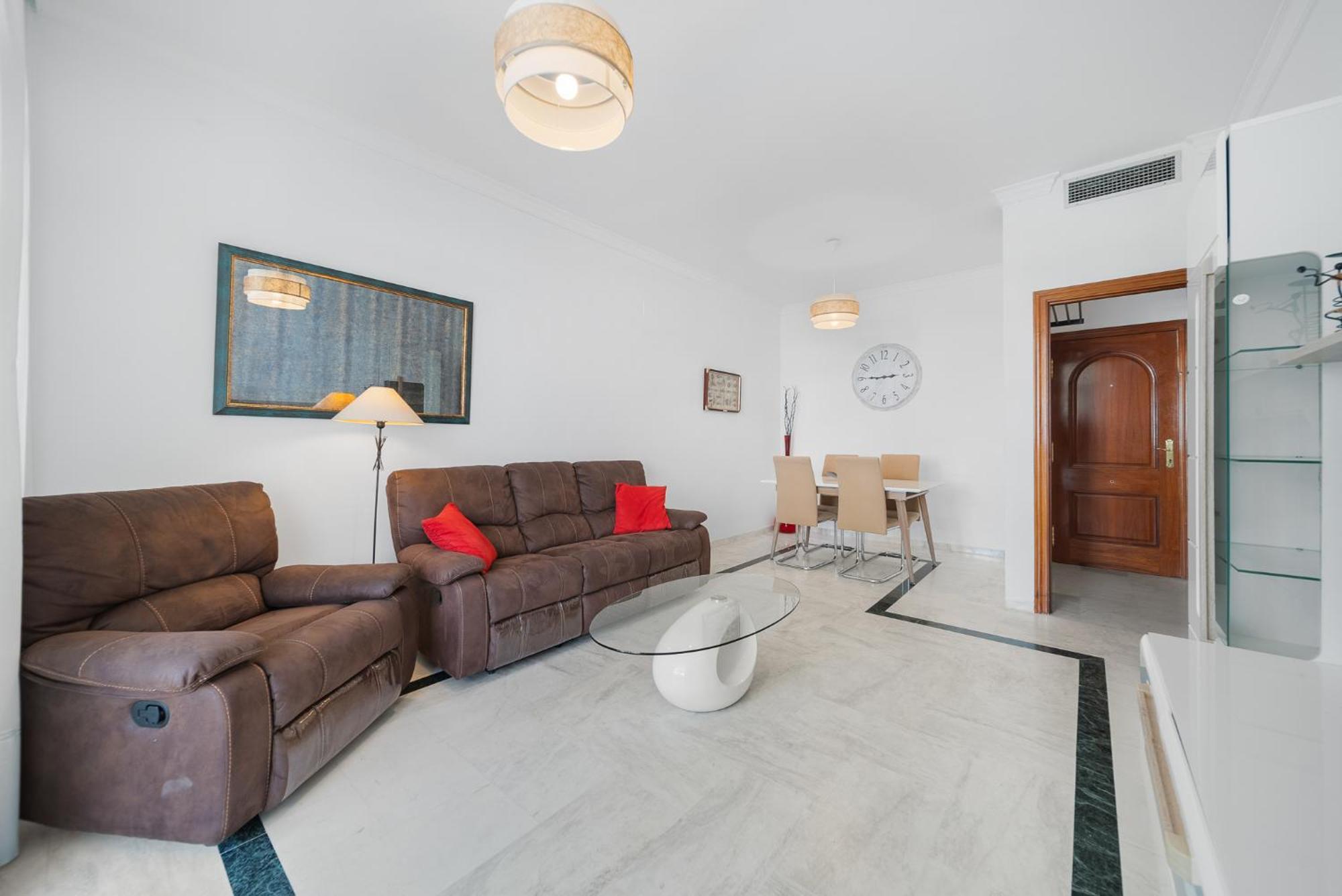 Marbella Real 3 bedroom seaside Rum bild